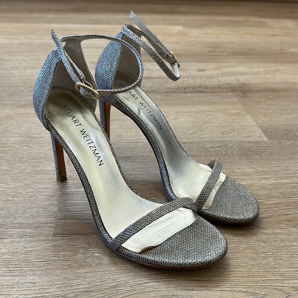Stuart Weitzman Nudistsong strap sandal size 8